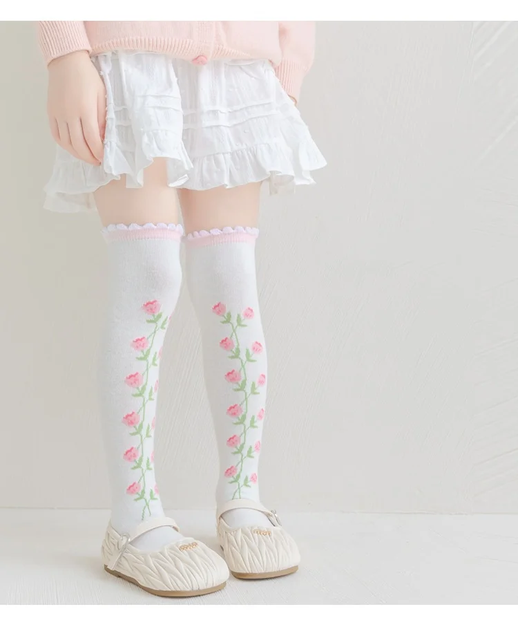 Estampado floral y acabado suave