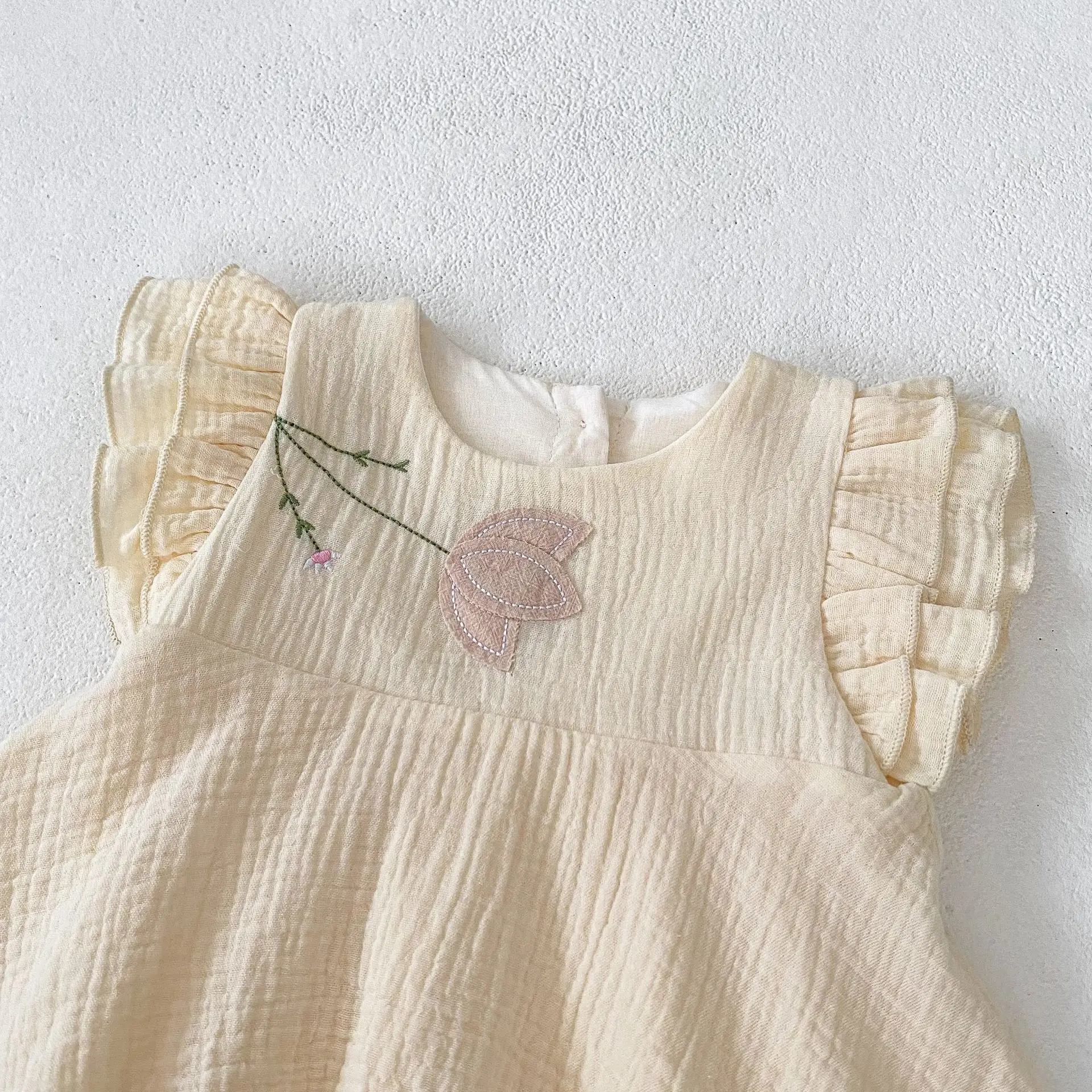 Body Milangel bordado de tulipanes – Manga con volantes para niña - imagen 2