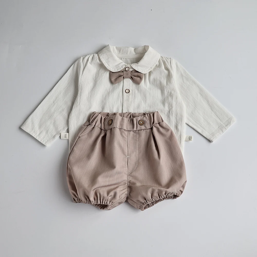 Conjunto bebé niño tipo gentleman: camisa y pantalón corto con nudo - imagen 2