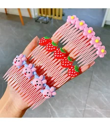 Set de pinzas y peine para niña con adornos divertidos