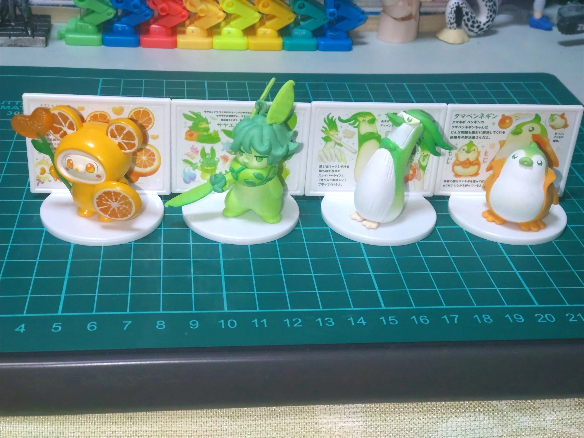 Figuras coleccionables de hadas y frutas en cápsula Stasto - imagen 4