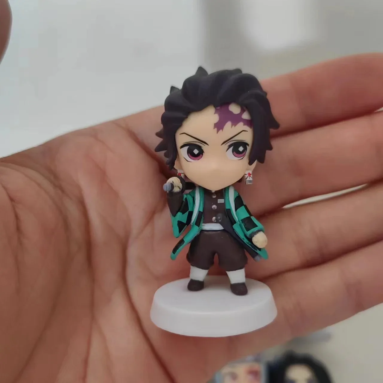 Figura de acción Demon Slayer versión Q personajes - imagen 2