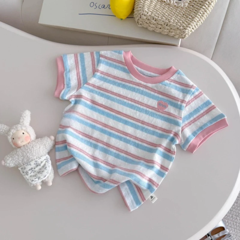 Camiseta de niña de verano con cuello redondo, manga corta, rayas rosas - imagen 3