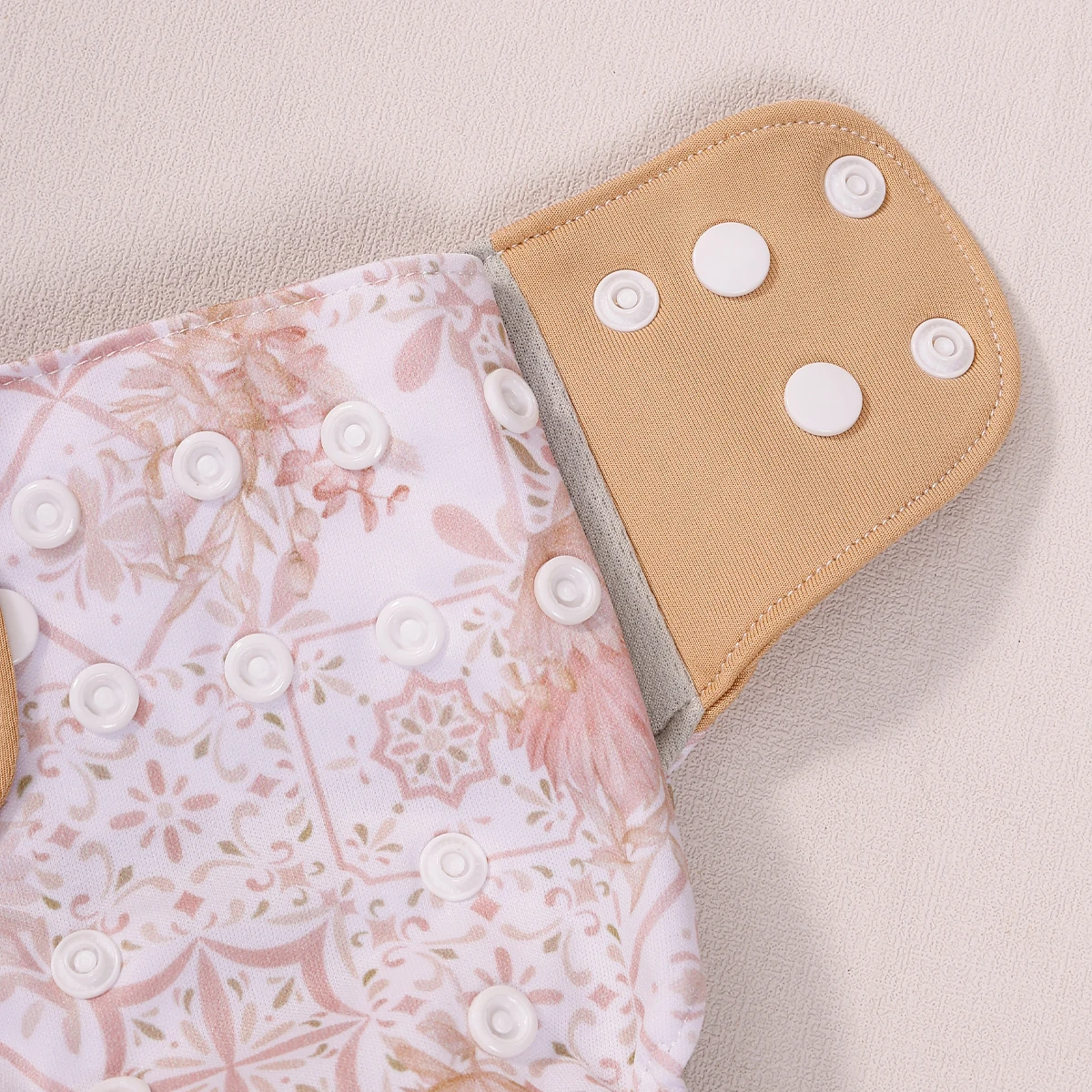 Conjunto de pañales y insertos listos para usar