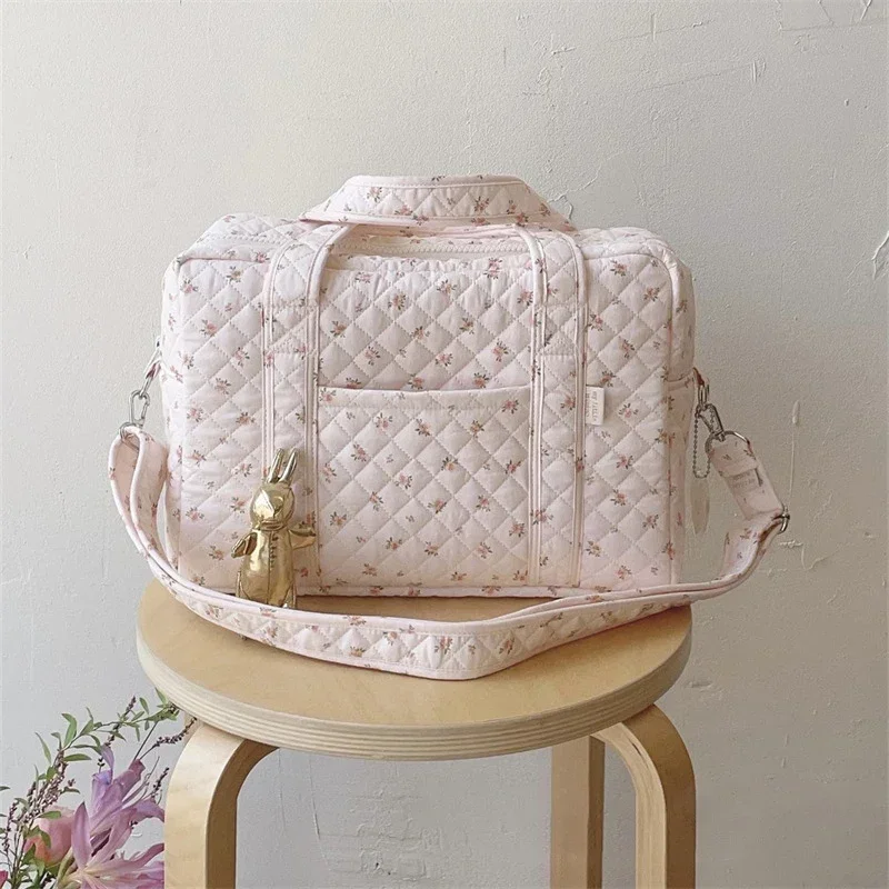 Bolso pañalera floral rosa bandolera ligera para mamá - imagen 2