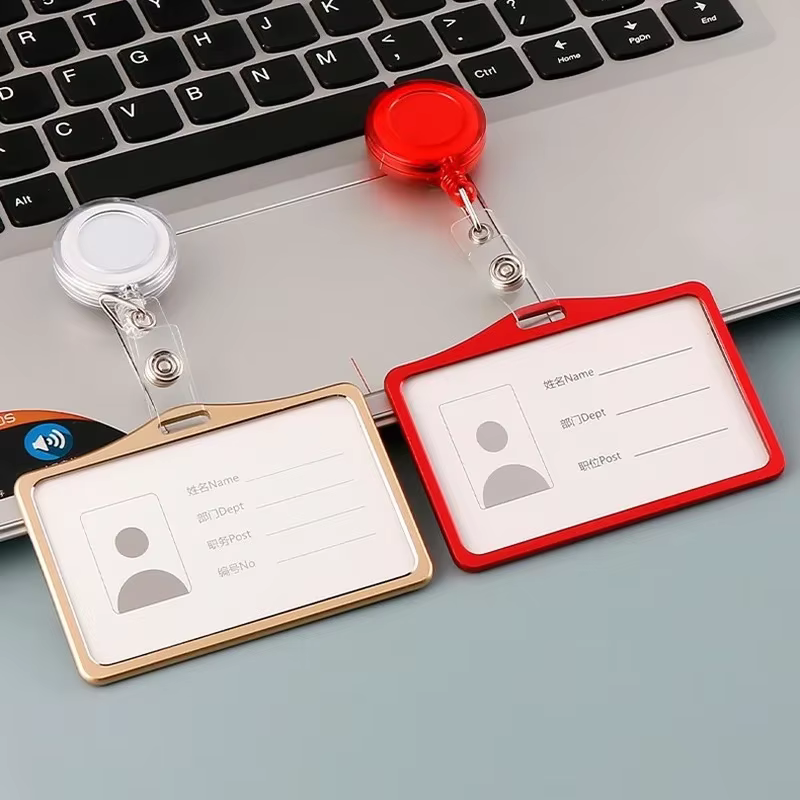 Portatarjetas de aluminio con cordón para niños – Estilo moderno - imagen 5