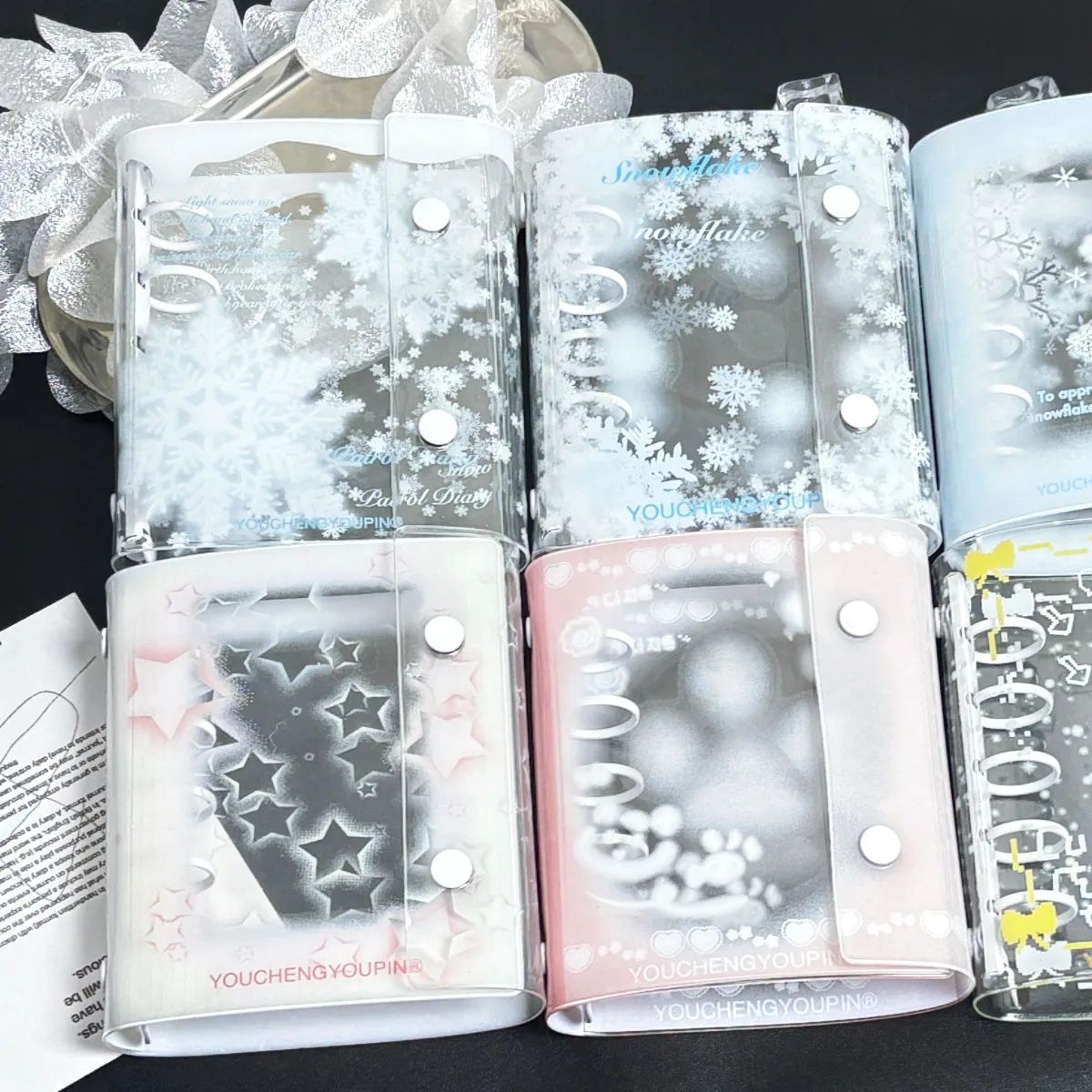 Carpeta transparente con doble botón para cuaderno escolar - imagen 4