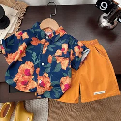 Conjunto verano bebé: top de algodón con flores y shorts
