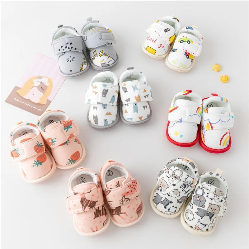 Zapatos de algodón suave para bebé con diseño de dibujos animados