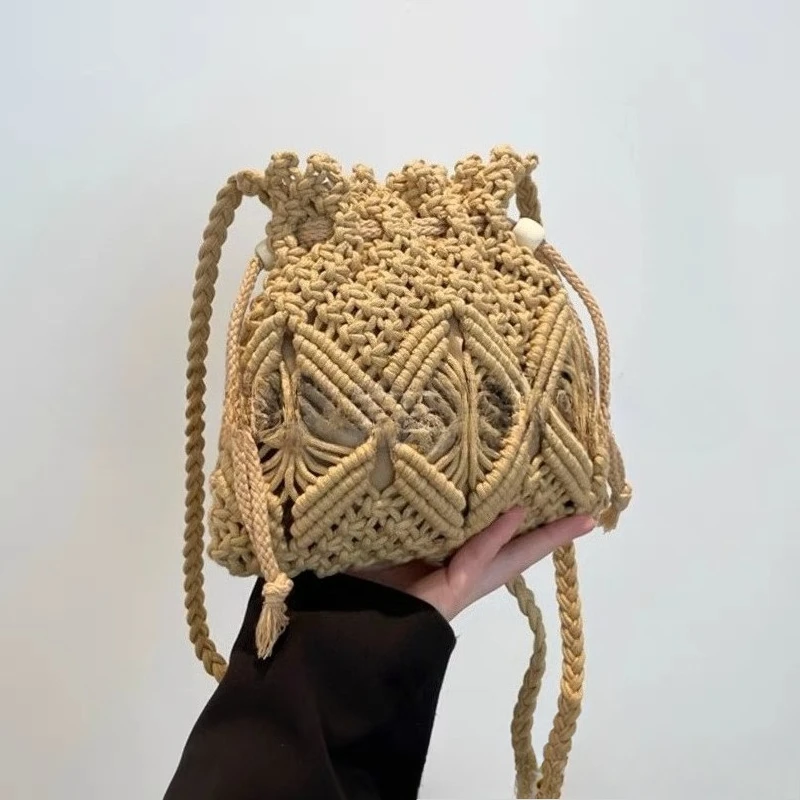 Bolso bandolera de playa tipo cubo tejido a mano artesanal - imagen 3