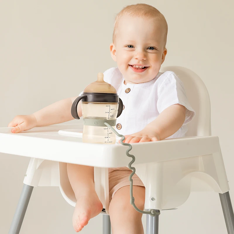 Portavasos de silicona alimentaria para bebé – Compatible con silla alta y cochecito