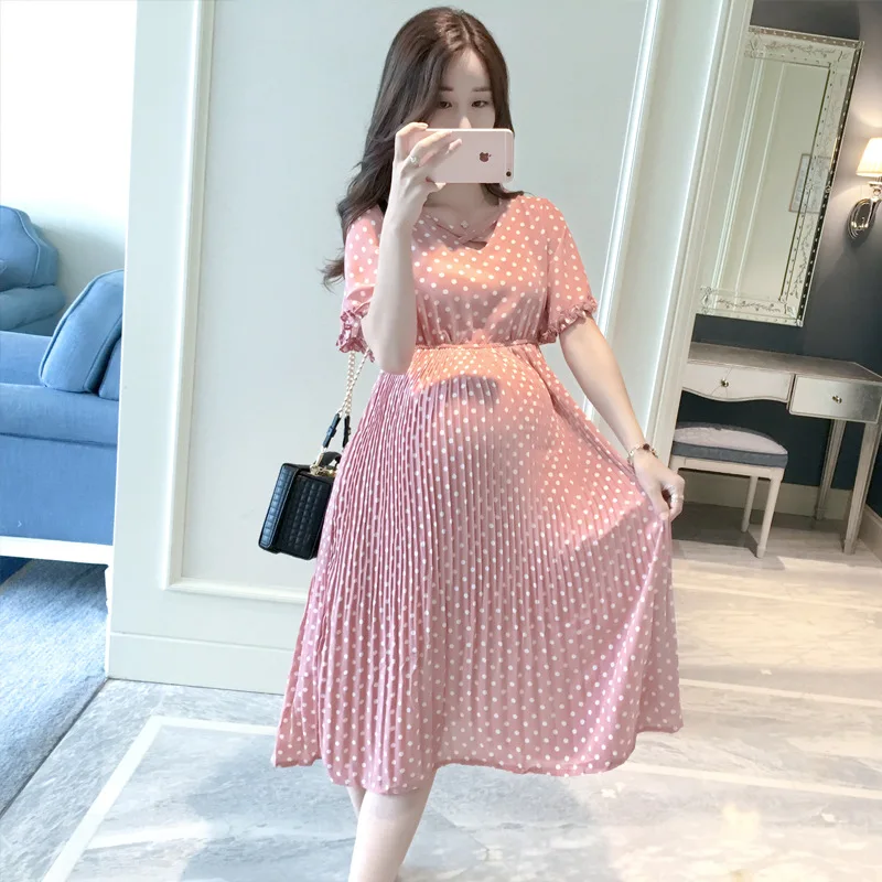 Vestido de maternidad veraniego informal cuello pétalo y manga globo