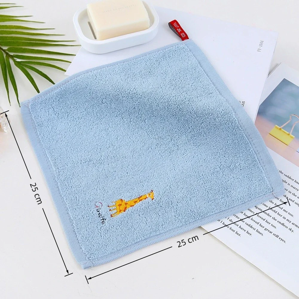 Toalla cuadrada de algodón con animales bordados, super absorbente - imagen 4
