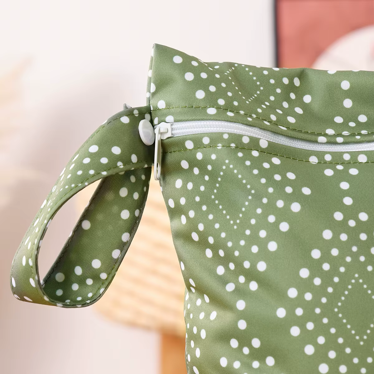 Bolsa impermeable para pañales de bebé – Tela con cordón - imagen 5
