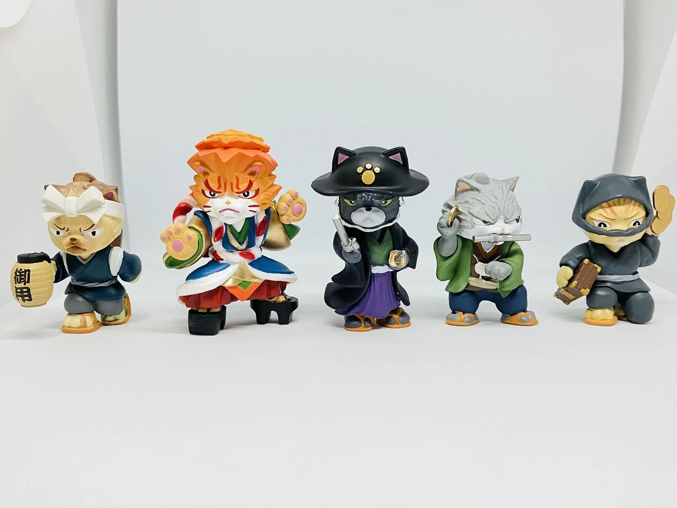 Juguete cápsula Qualia Goemon samurái con accesorios - imagen 5