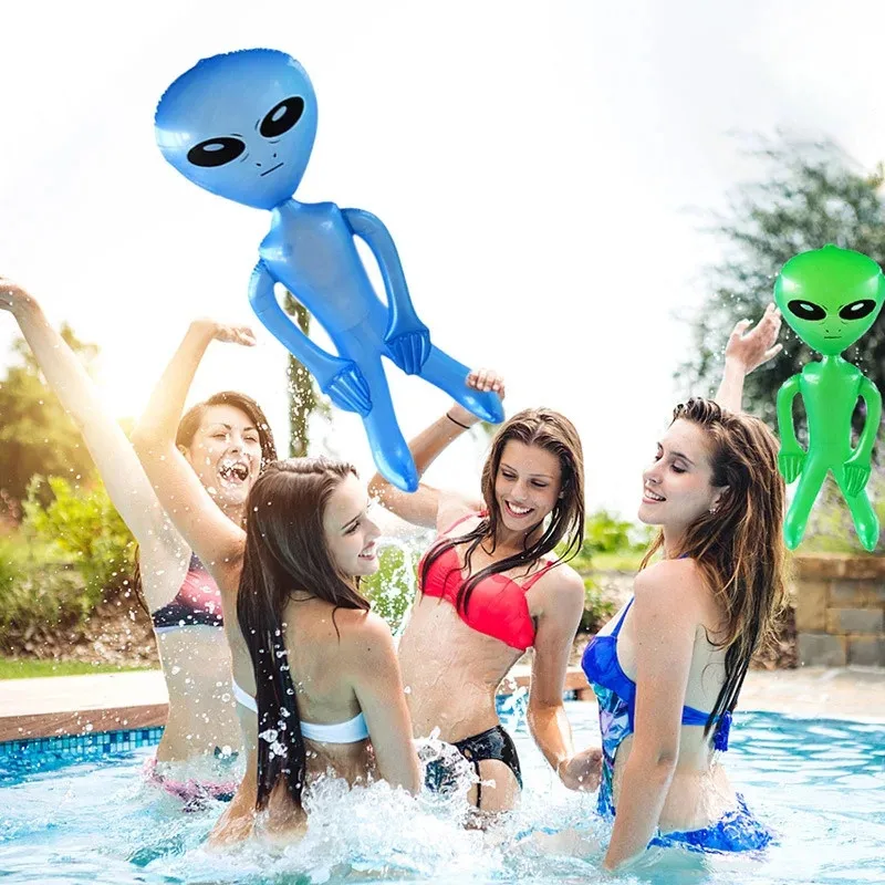 Flotador alienígena inflable para piscina y playa - imagen 5