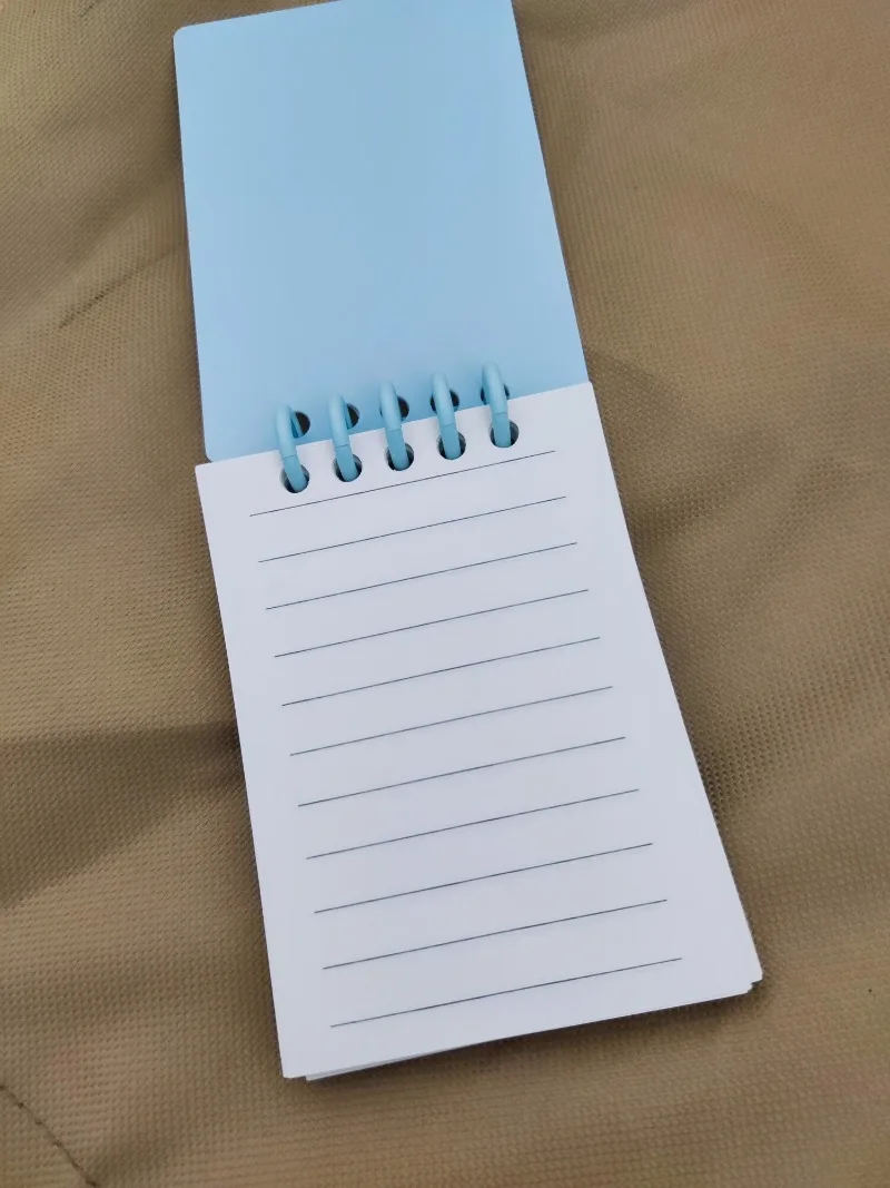 Cuaderno de bolsillo con hojas rayadas y tapa resistente para notas - imagen 3