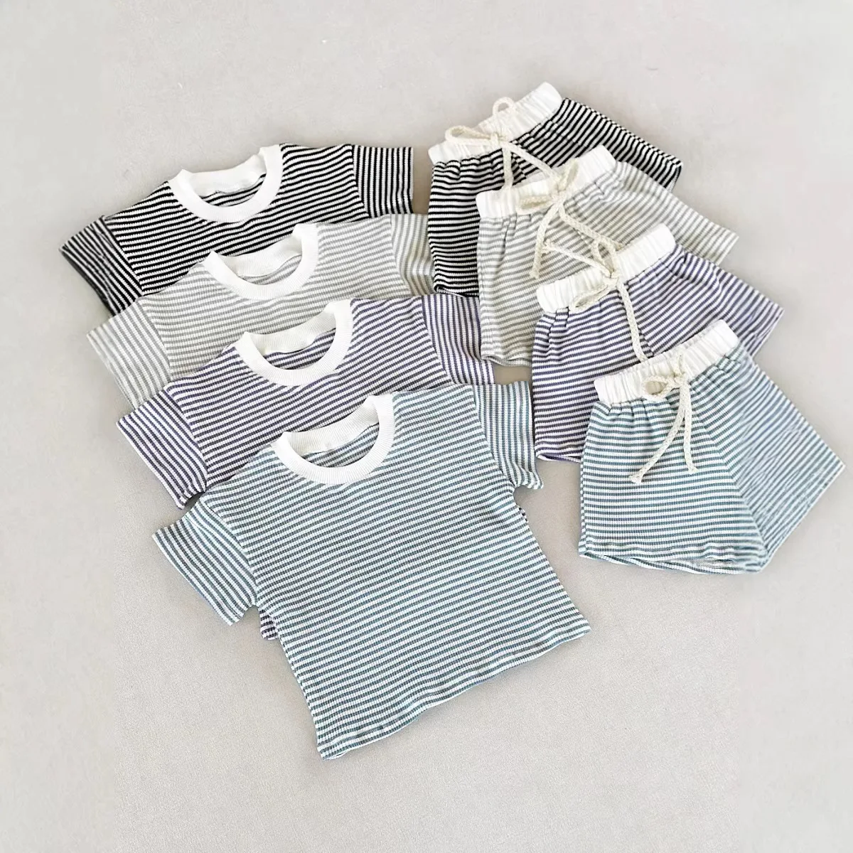 Conjunto de verano bebé algodón a rayas con pantalón corto transpirable - imagen 4
