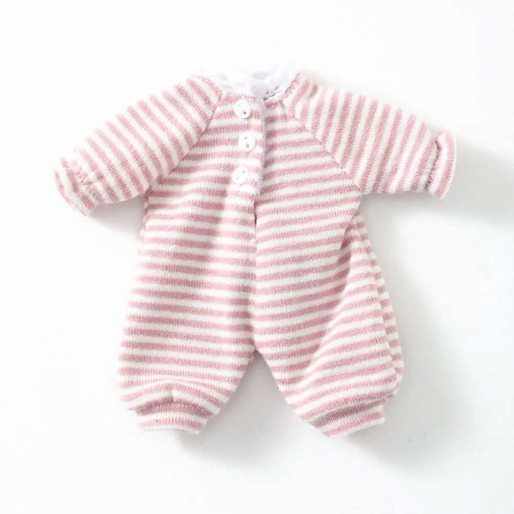 Detalle del tejido de algodón del pijama