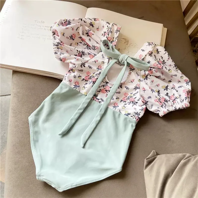 Bañador una pieza floral con lazo para niña - imagen 4