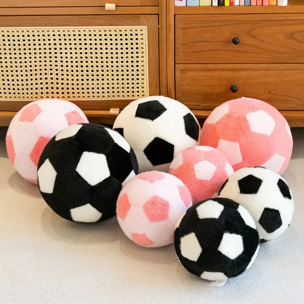 Cojín peluche con aspecto realista