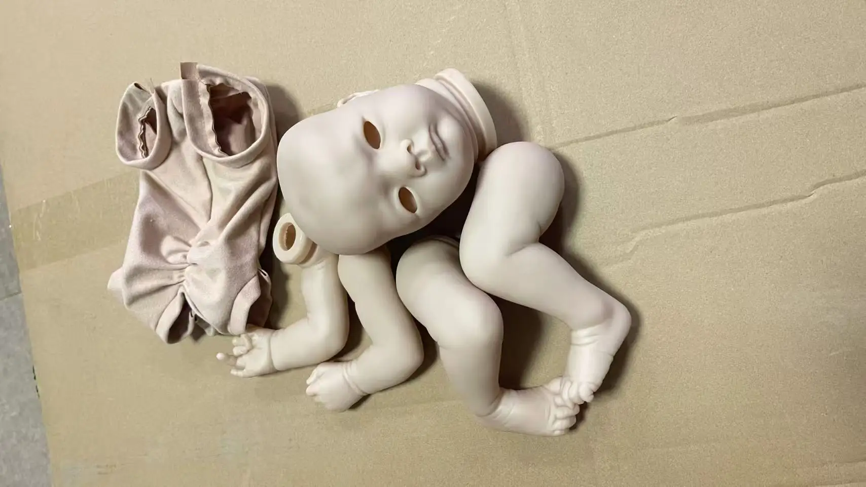 Kit de muñeca Reborn Jule sin terminar, con cuerpo y ojos textiles - imagen 2