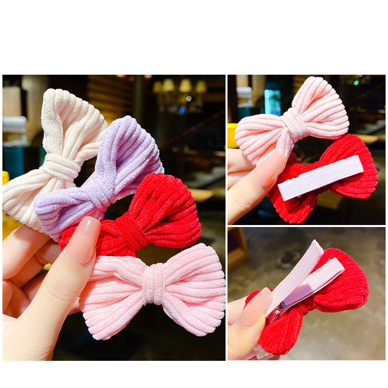Pinzas con lazo y detalles en color sólido