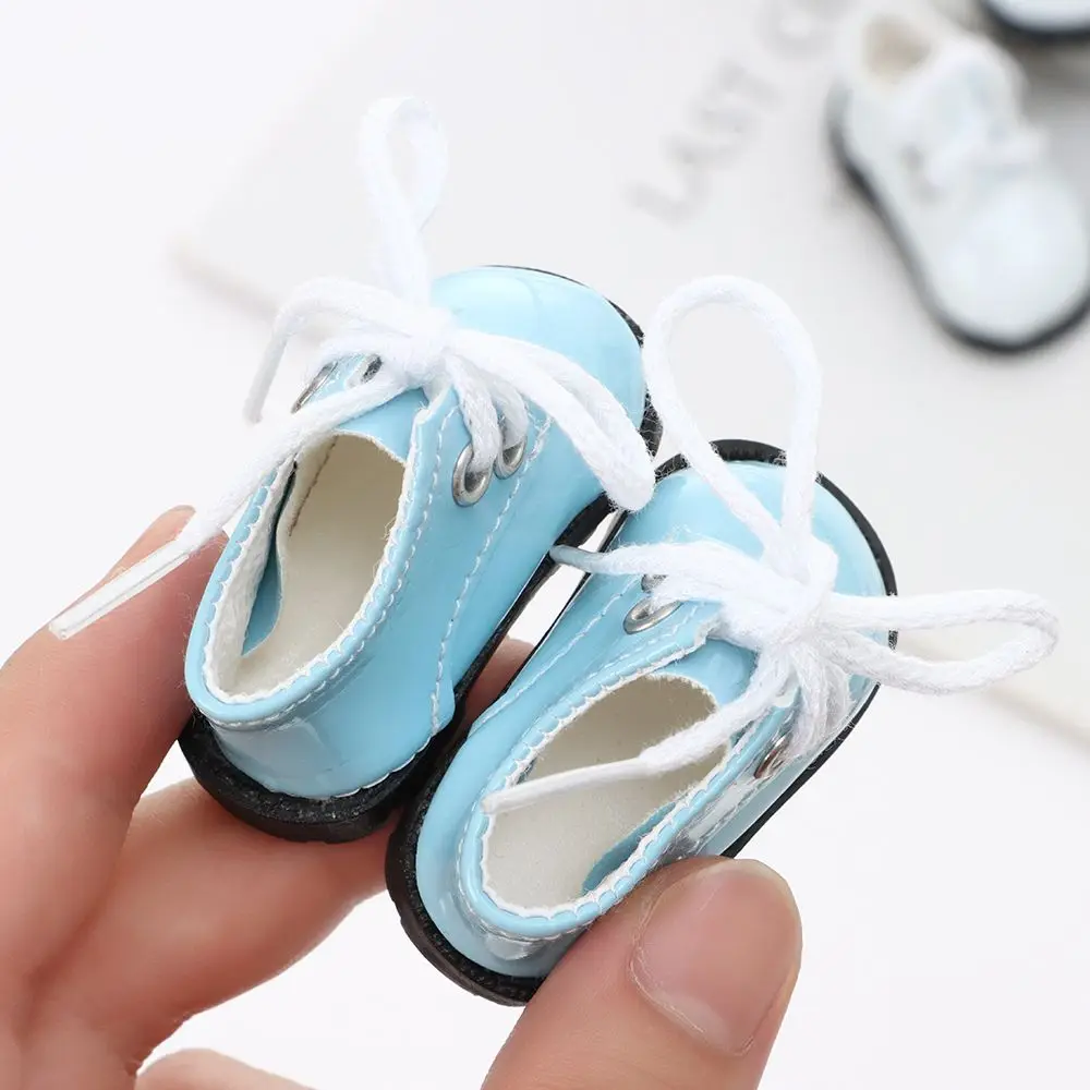 Zapatos de cuero brillante para muñecas – Hechos a mano - imagen 3