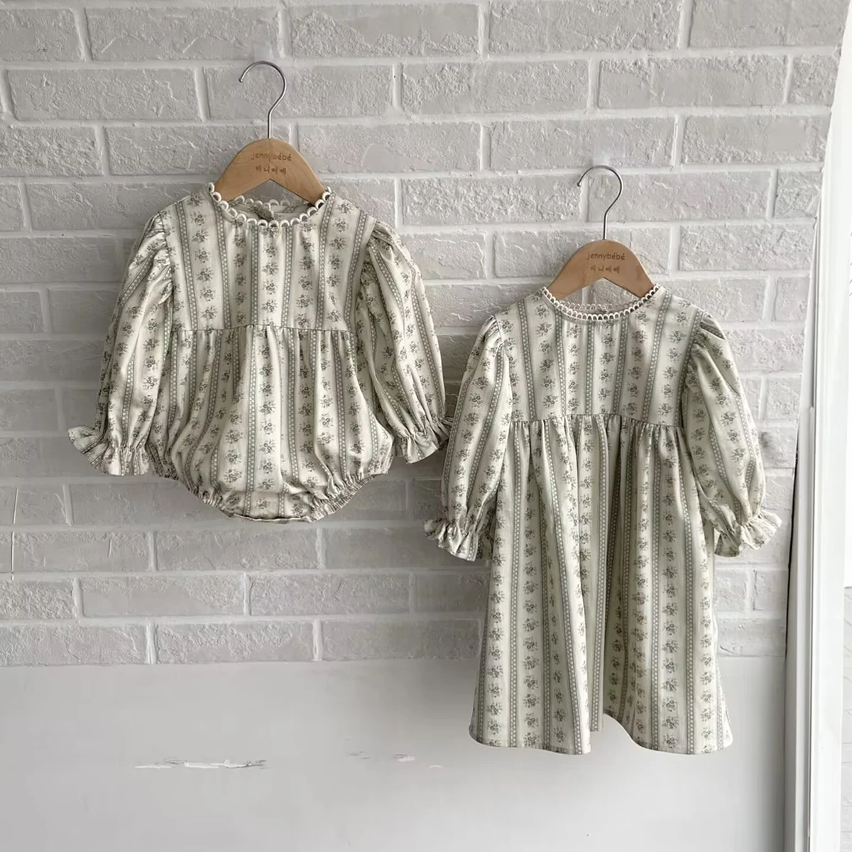 Vestido infantil floral manga larga – Estilo princesa para niña - imagen 3
