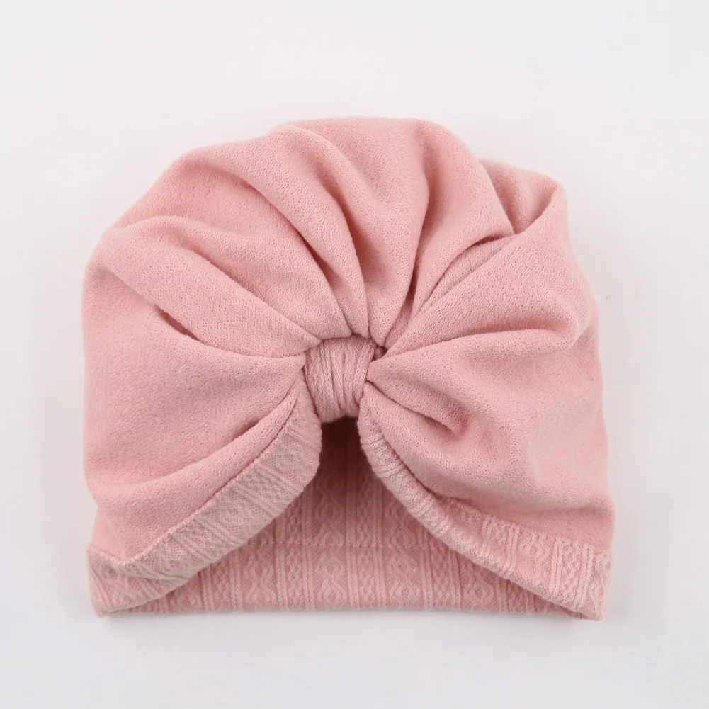 Gorro de punto con lazo para recién nacido – Suave y cómodo - imagen 3