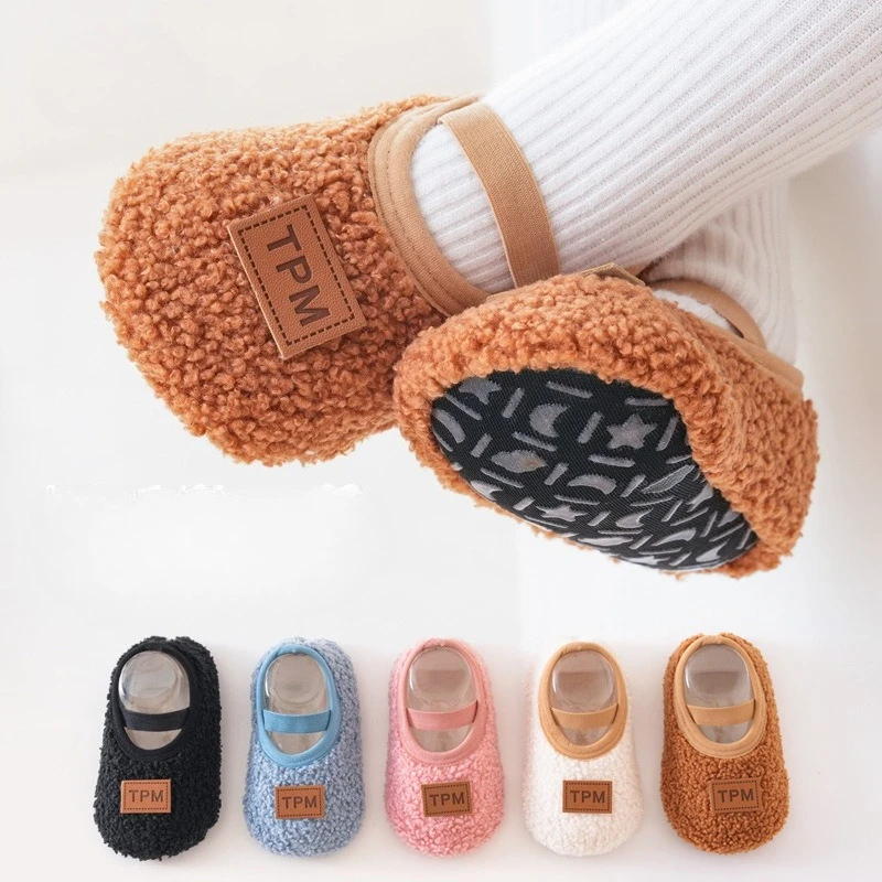 Calcetines de felpa antideslizos para bebé – Invierno - imagen 4
