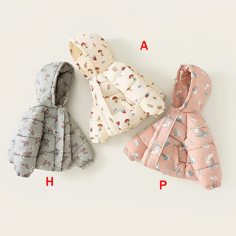 Chaqueta gruesa y cálida para niñas con detalle de capucha