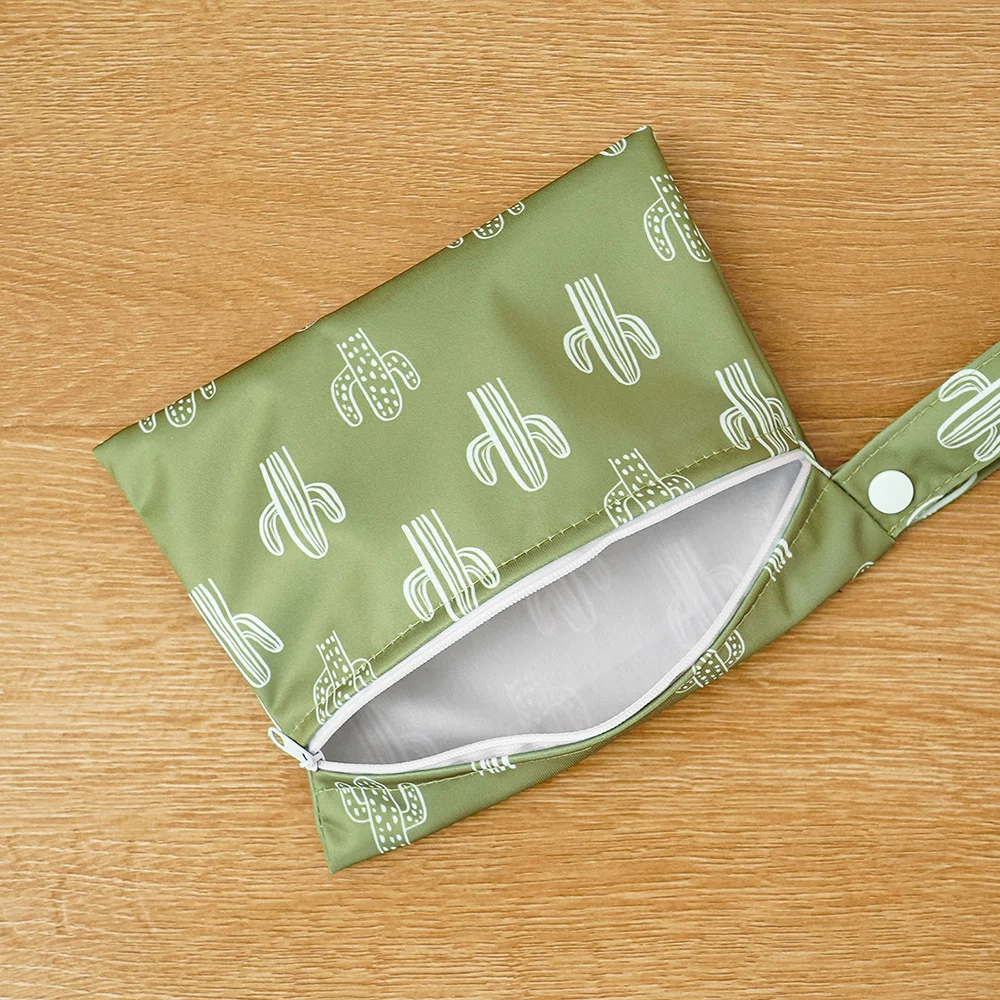Bolsa de pañales impermeable para viajes de bebé - imagen 4