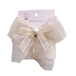 Pinza de pelo lazo beige floral para niña – Estilo francés