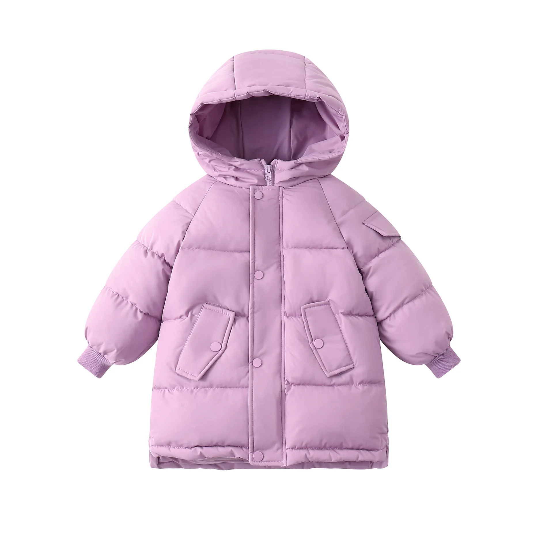 Ropa grande para niños en tonos neutros