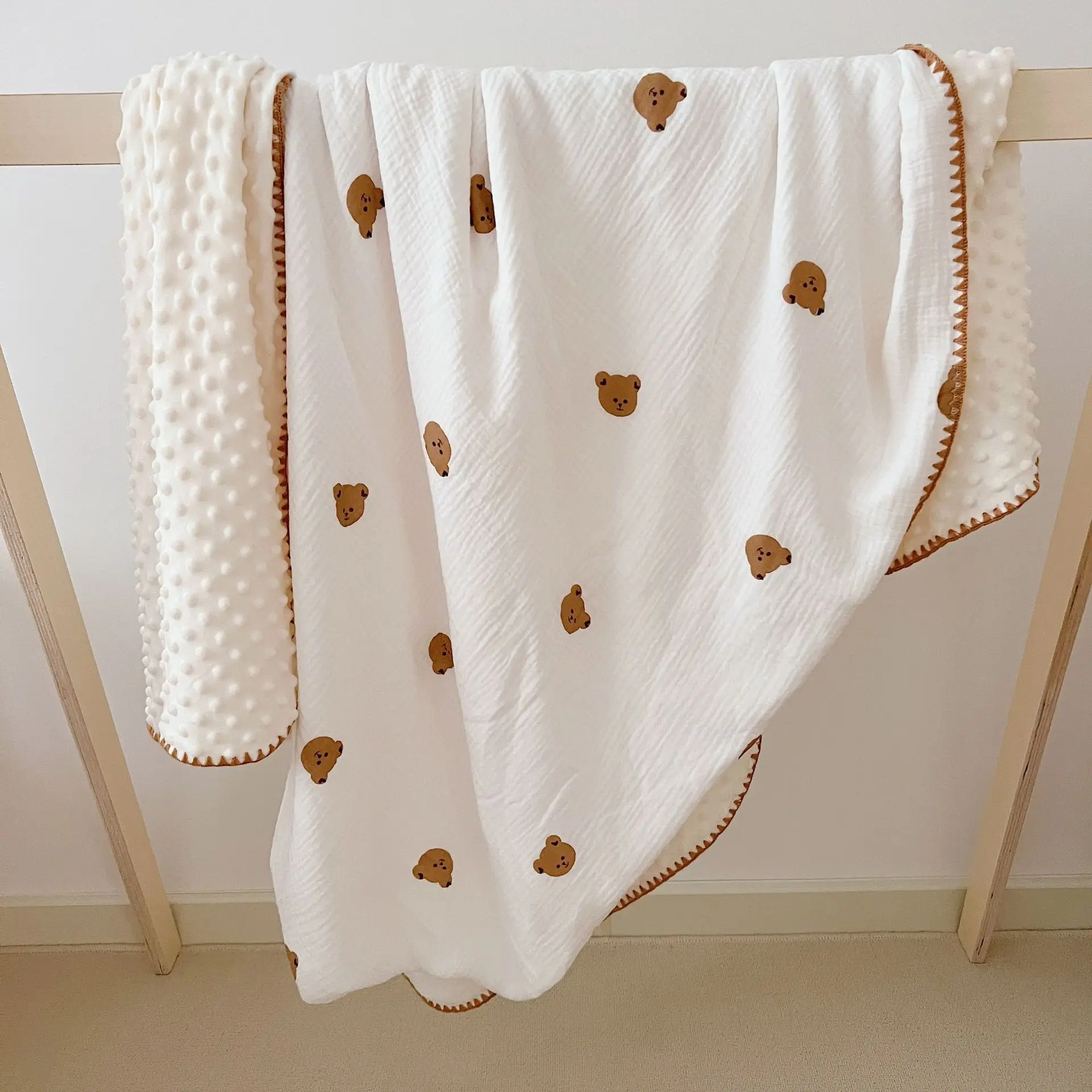 Manta Minky bebé reversible en muselina con estampado oso-luna - imagen 5