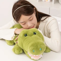 Peluche cocodrilo realista suave y abrazable con detalles