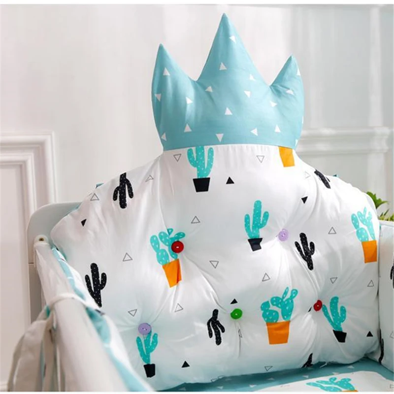 Juego de cuna de algodón con corona – Parachoques, almohada y edredón - imagen 5