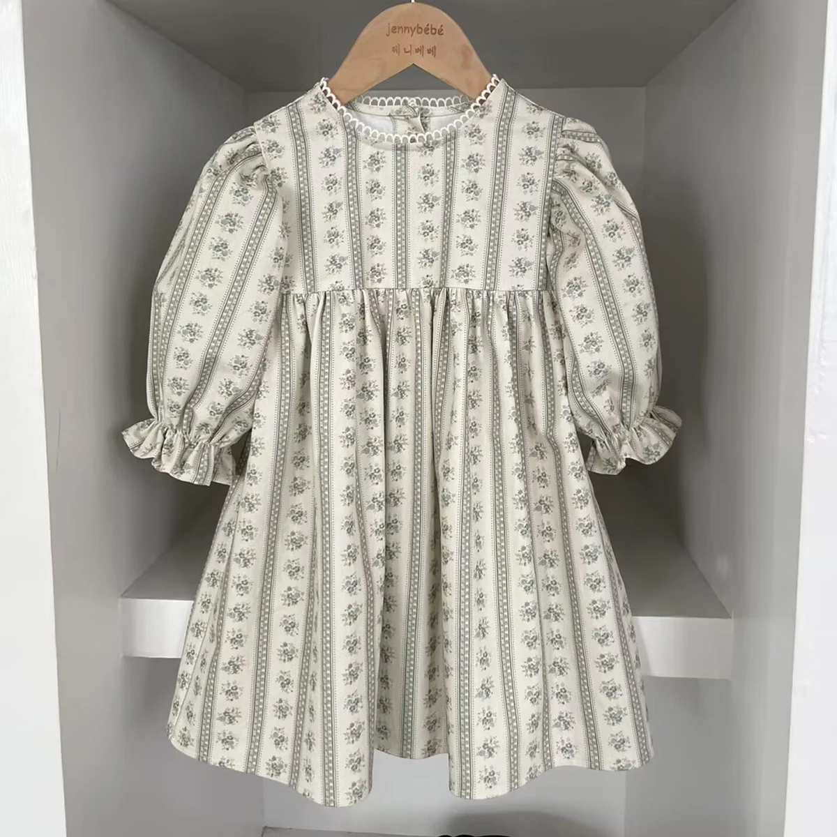 Vestido infantil floral manga larga – Estilo princesa para niña