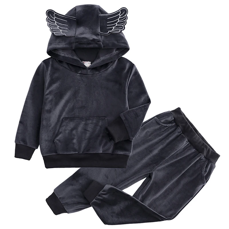 Conjunto infantil de dos piezas de lana con capucha y pantalón