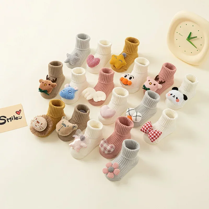 Calcetines antideslizantes con diseño 3D para bebé suave y cómodo - imagen 5