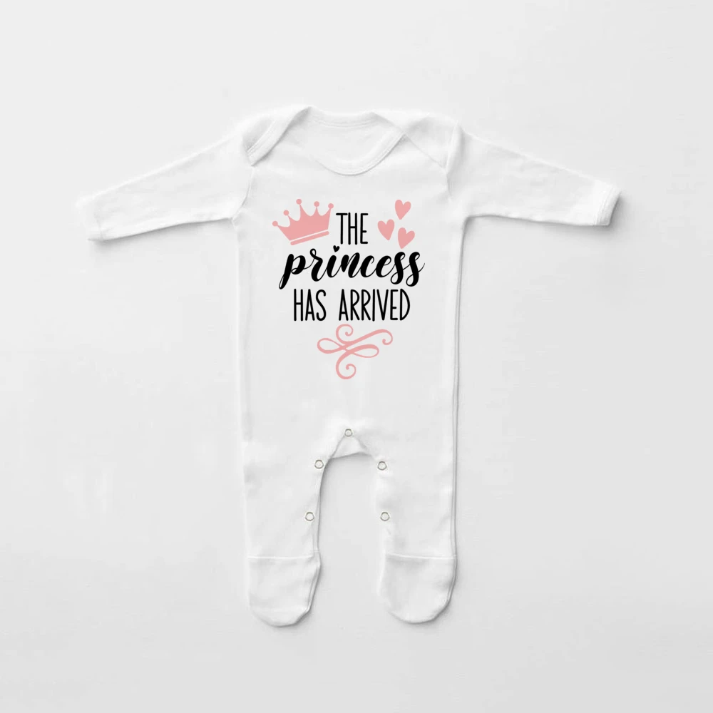 Pijama para bebé en contexto de ducha de bebé