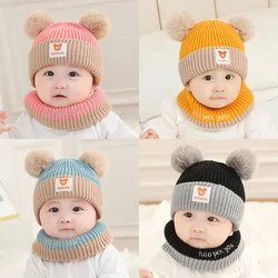 Gorro de invierno para bebé con bufanda tejida de oso