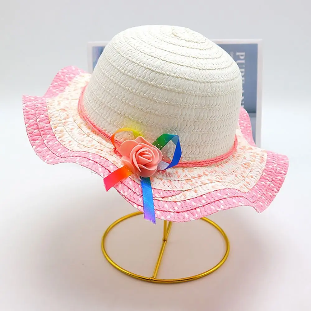 Sombrero infantil en uso y estilo veraniego