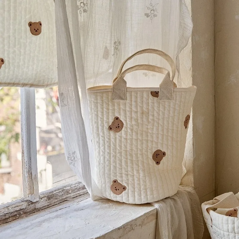 Bolsa de pañales bordada para bebé – Osito y conejito Floral - imagen 4