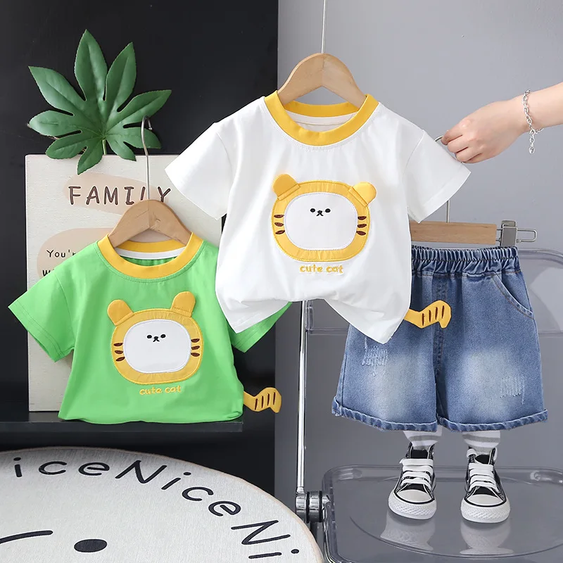 Conjunto de verano para bebés con camiseta y pantalón corto