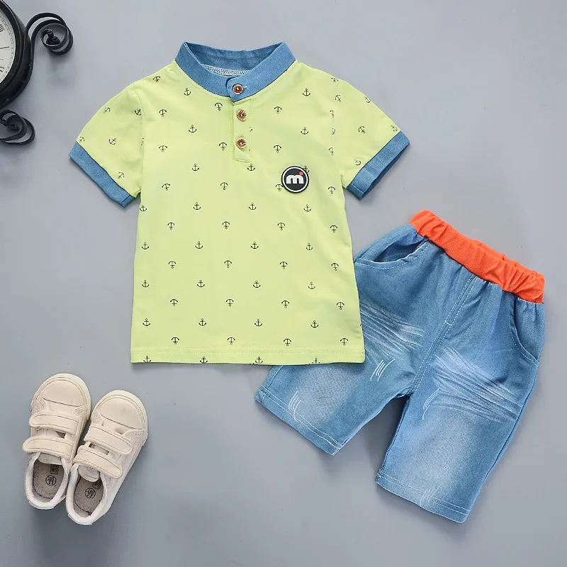 Colores disponibles: azul, verde, blanco, negro y gris