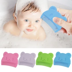 Peine suave para pelo de bebé con dientes delicados en cuna