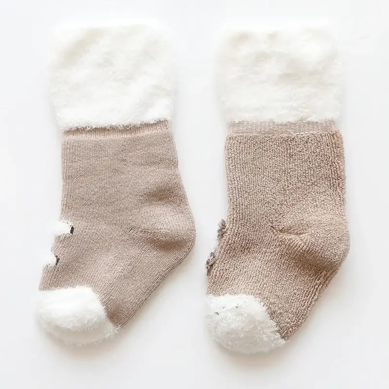 Calcetines antideslizantes de invierno para bebé – Algodón suave - imagen 5