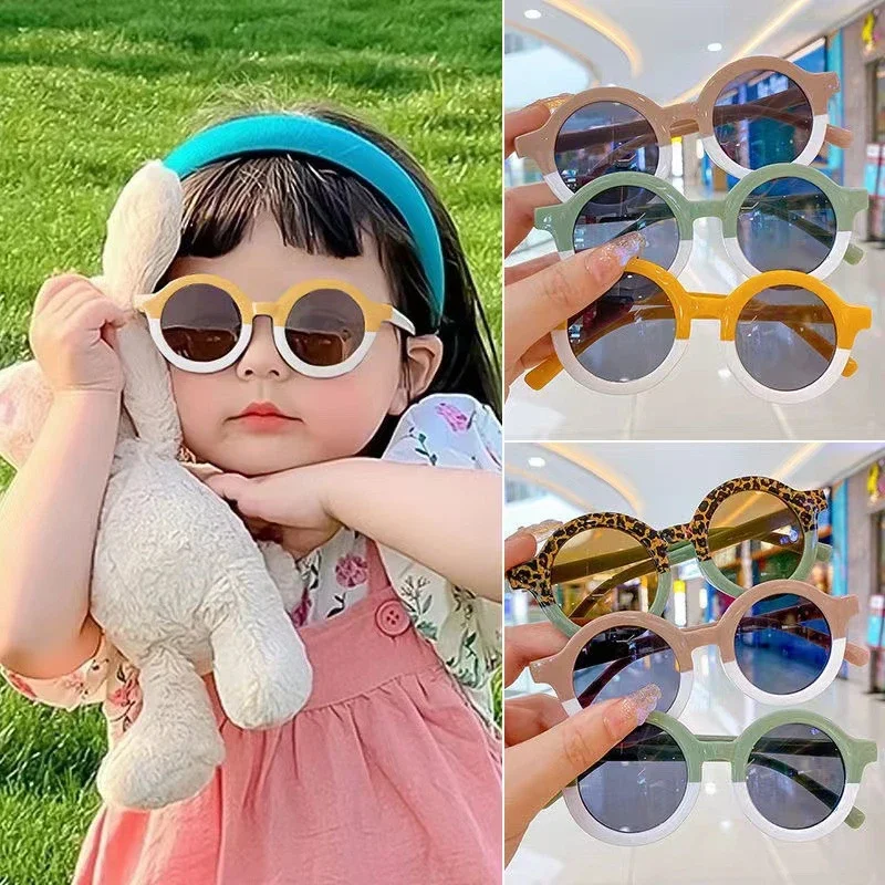 Gafas de sol redondas para niños con oso de dibujos y UV400 - imagen 2